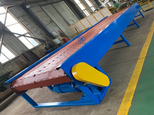 鳞板输送机